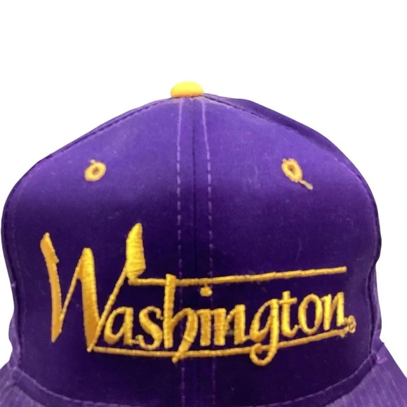 Vintage Washington Huskies snapback hat - Picture 3 of 6